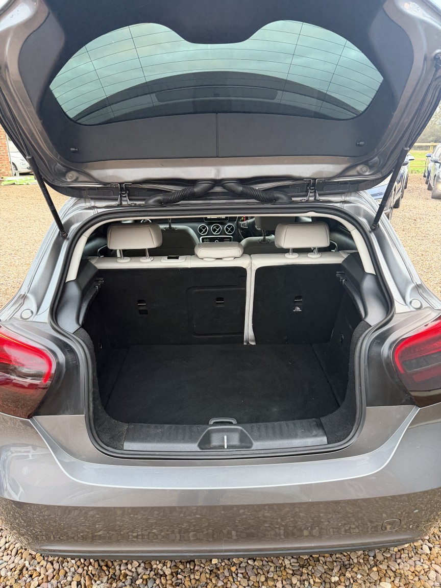 Used Mercedes-Benz A-Class 2017 for sale - 76777038: Photo 17