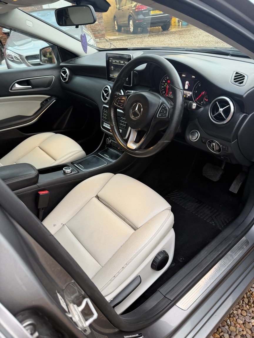 Used Mercedes-Benz A-Class 2017 for sale - 76777038: Photo 18