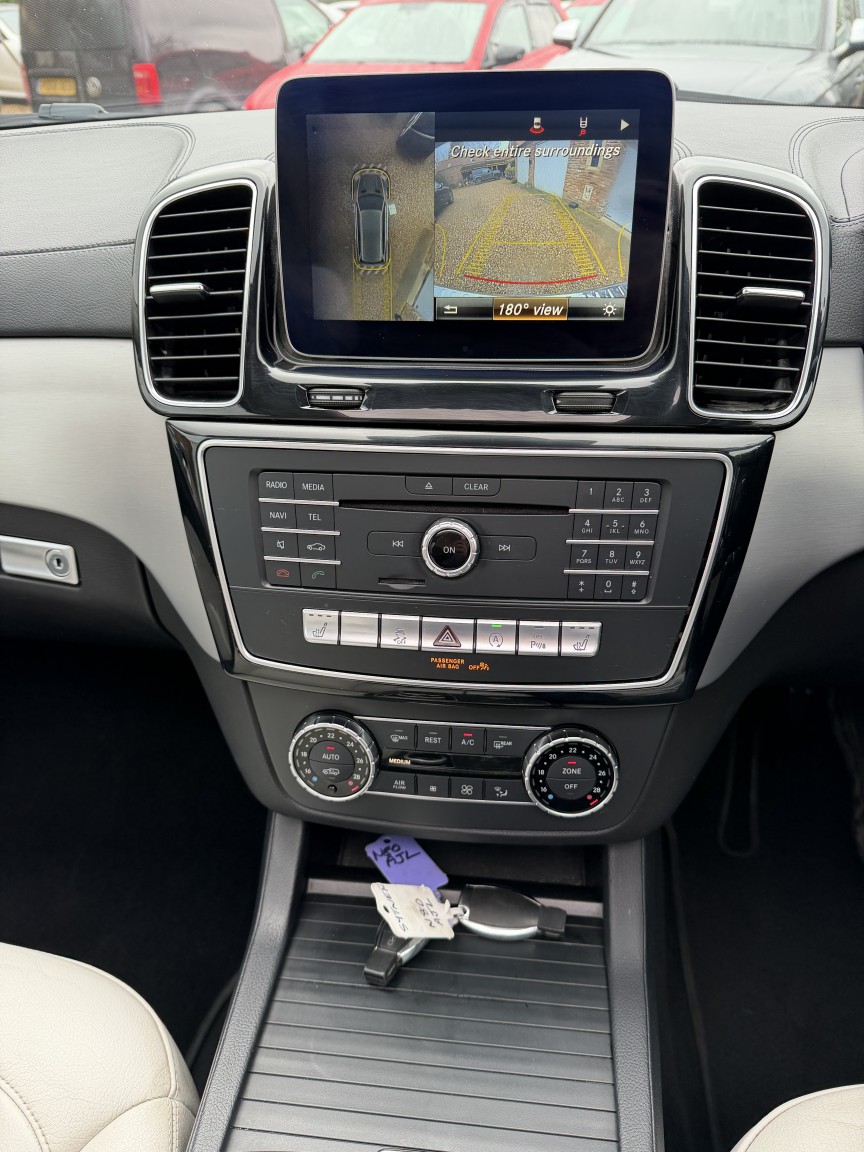 Used Mercedes-Benz GLS 2017 for sale - 77357383: Photo 22