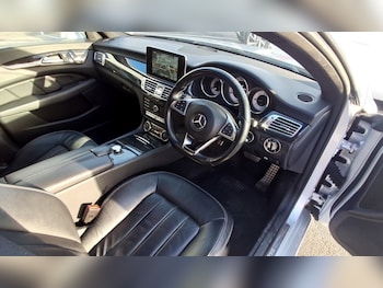 Used Mercedes-Benz CLS 2015 for sale - 77590087: Photo