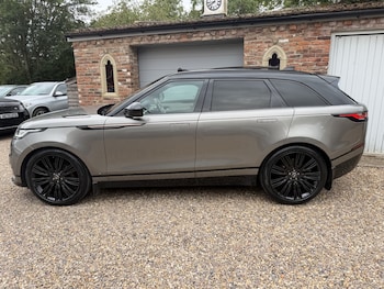 Used Land Rover Range Rover Velar 2017 for sale - 79605127: Photo