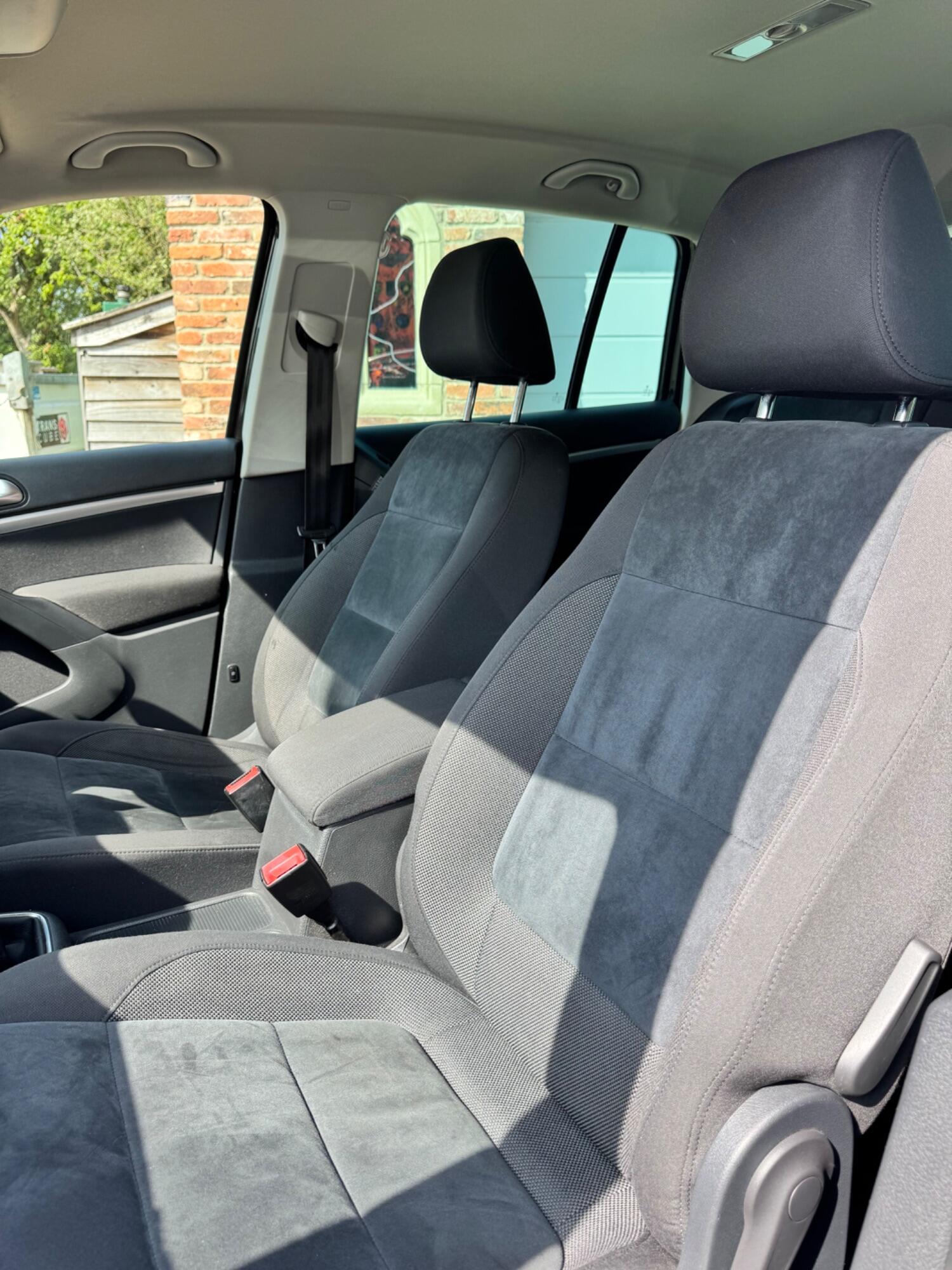 Used Volkswagen Tiguan 2013 for sale - 76794122: Photo 15