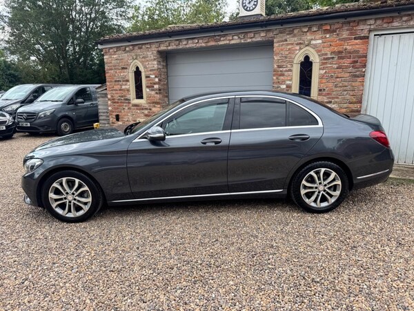Used Mercedes-Benz C-Class 2014 for sale - 75490008: Photo 4