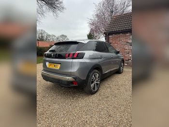 Used Peugeot 3008 2017 for sale - 77781597: Photo