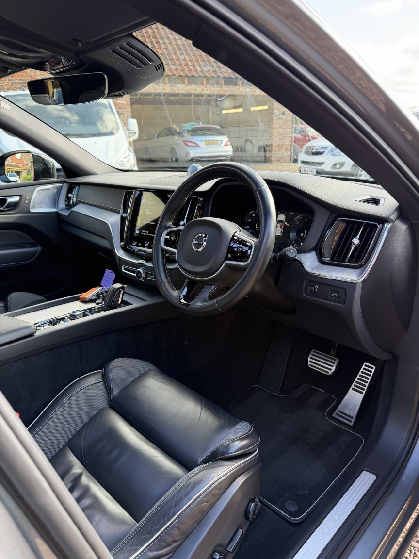 Used Volvo XC60 2021 for sale - 77643805: Photo 19