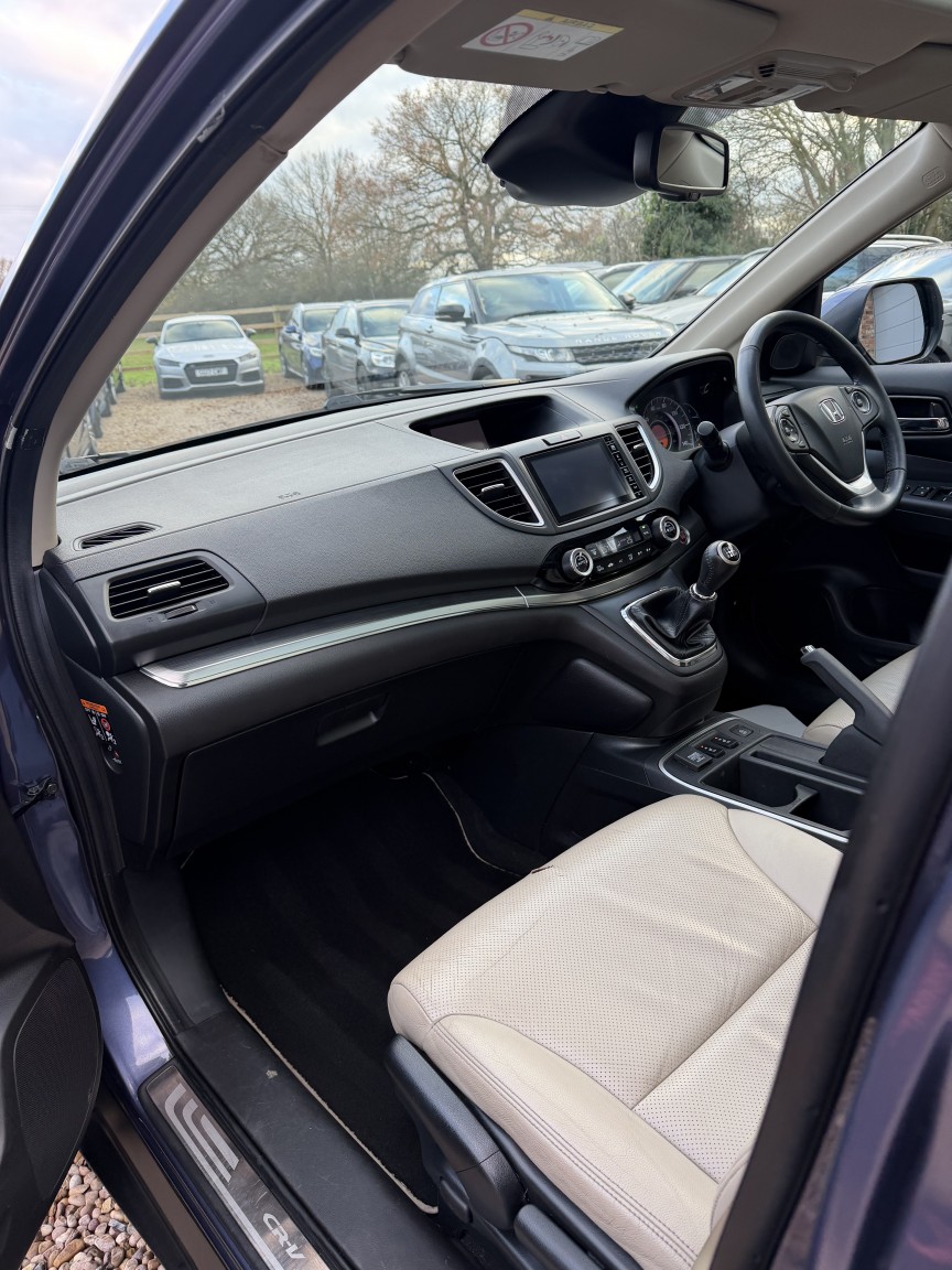 Used Honda CR-V 2015 for sale - 76911011: Photo 14