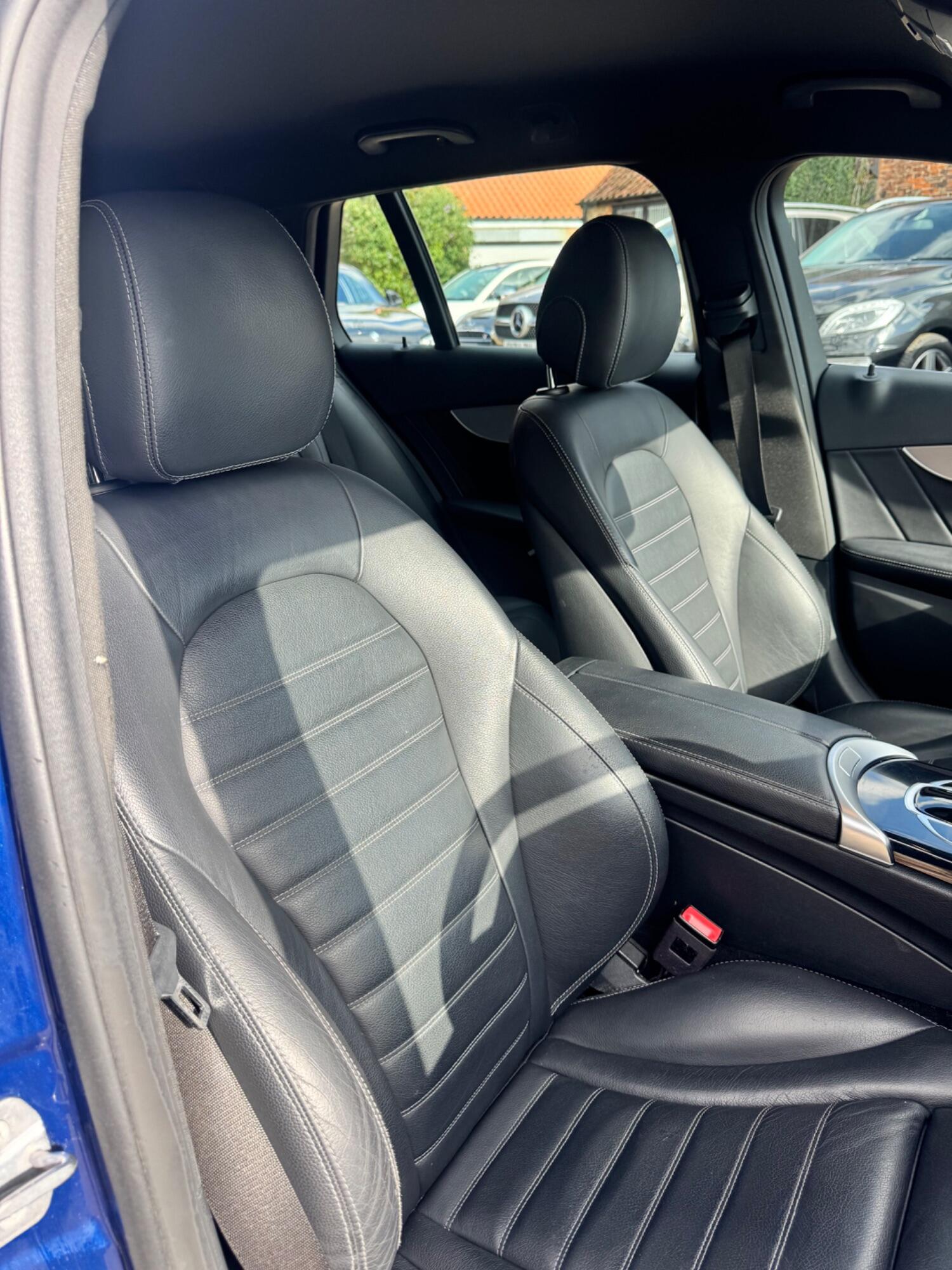 Used Mercedes-Benz C Class 2019 for sale - 75981953: Photo 19