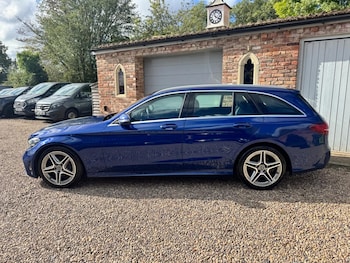 Used Mercedes-Benz C-Class 2019 for sale - 75981953: Photo