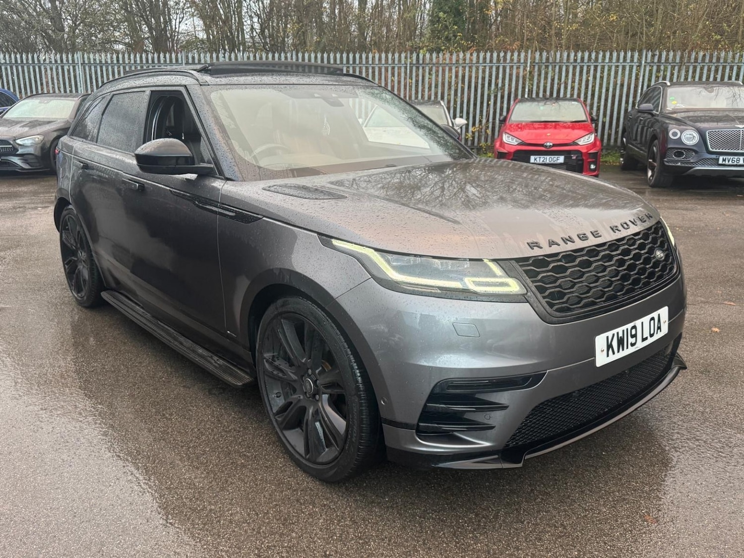 Used Land Rover Range Rover Velar 2019 for sale - 76631531: Photo 2
