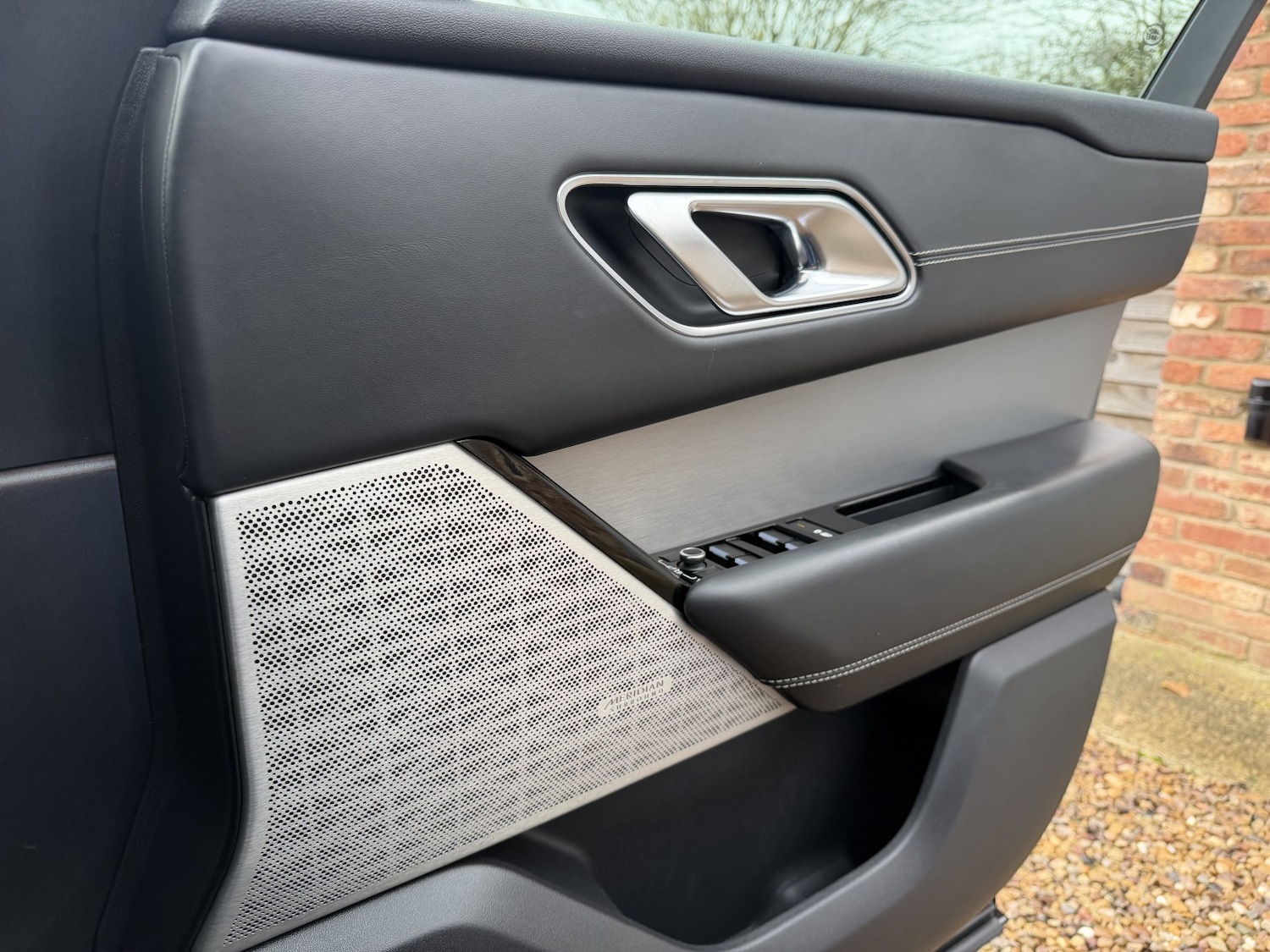 Used Land Rover Range Rover Velar 2019 for sale - 76631531: Photo 26