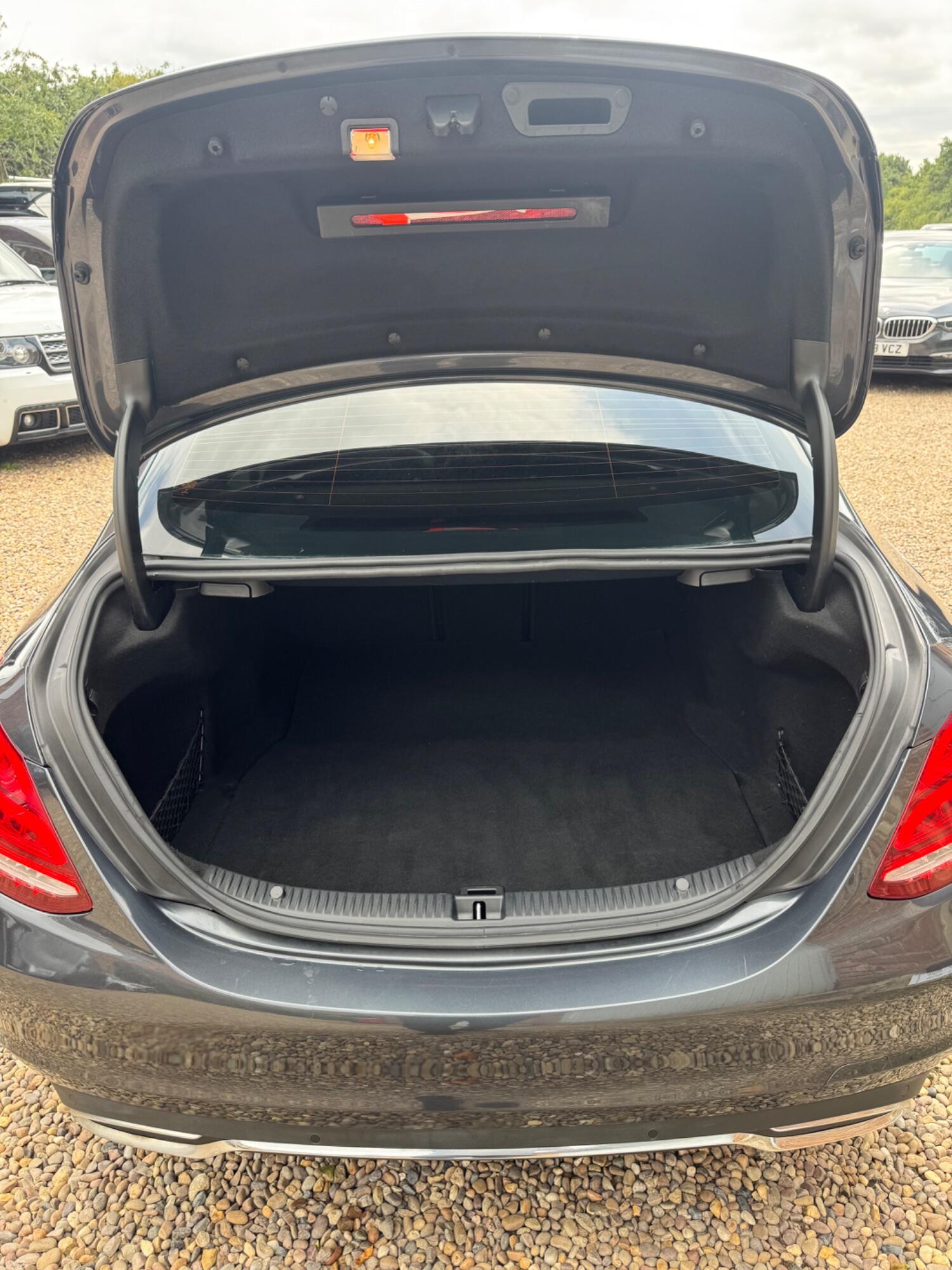 Used Mercedes-Benz C Class 2014 for sale - 76794116: Photo 16