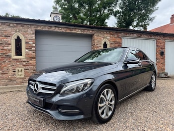 Used Mercedes-Benz C Class 2014 for sale - 76794116: Photo