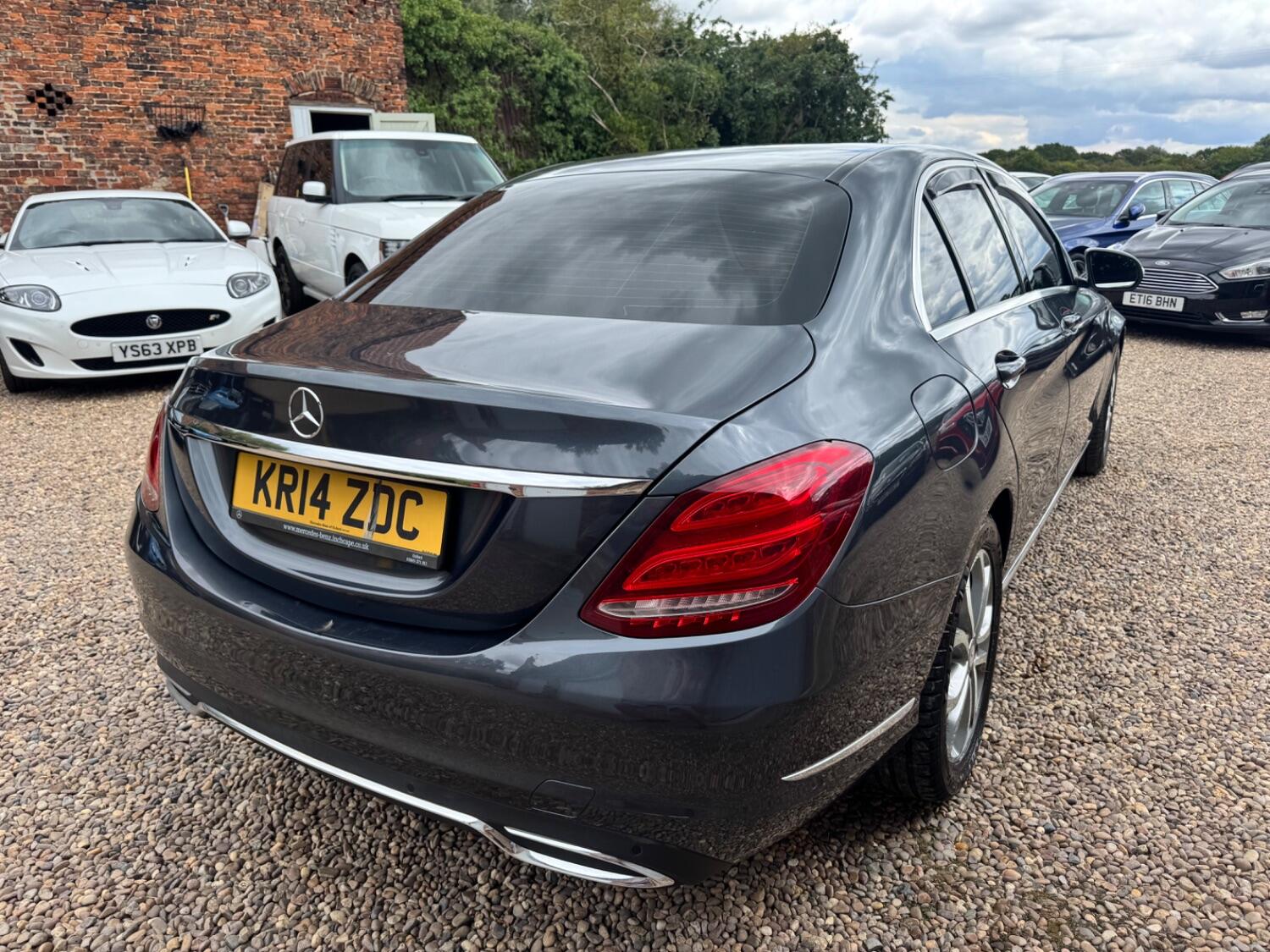 Used Mercedes-Benz C Class 2014 for sale - 76794116: Photo 9