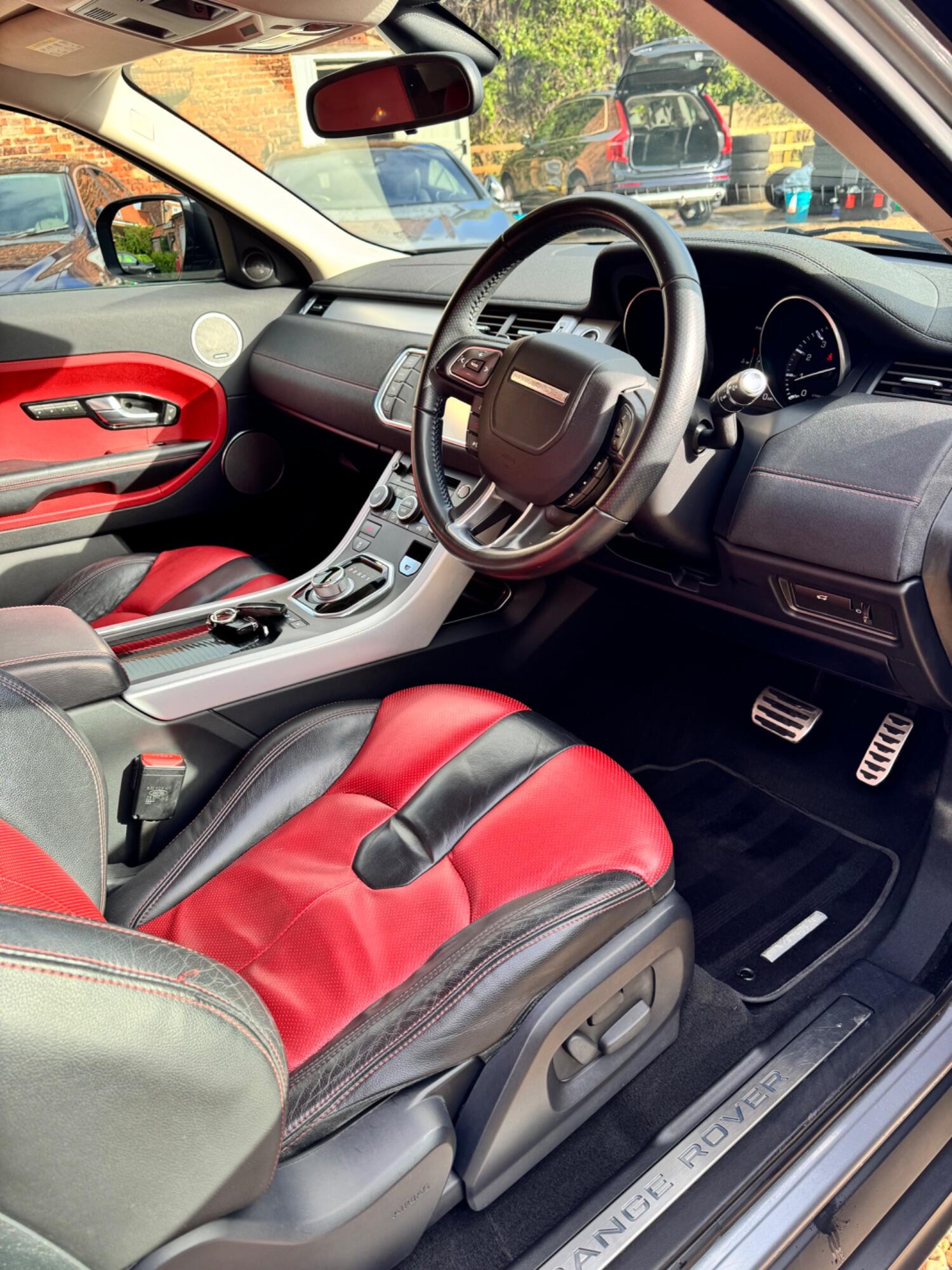 Used Land Rover Range Rover Evoque 2011 for sale - 76324788: Photo 17