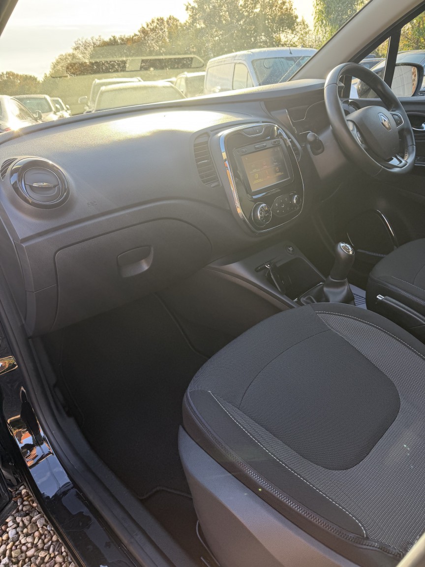 Used Renault Captur 2017 for sale - 76571183: Photo 13