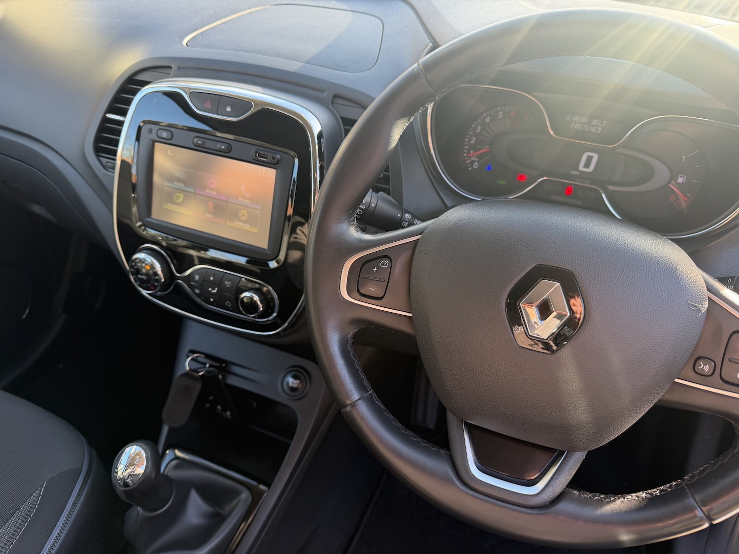 Used Renault Captur 2017 for sale - 76571183: Photo 19