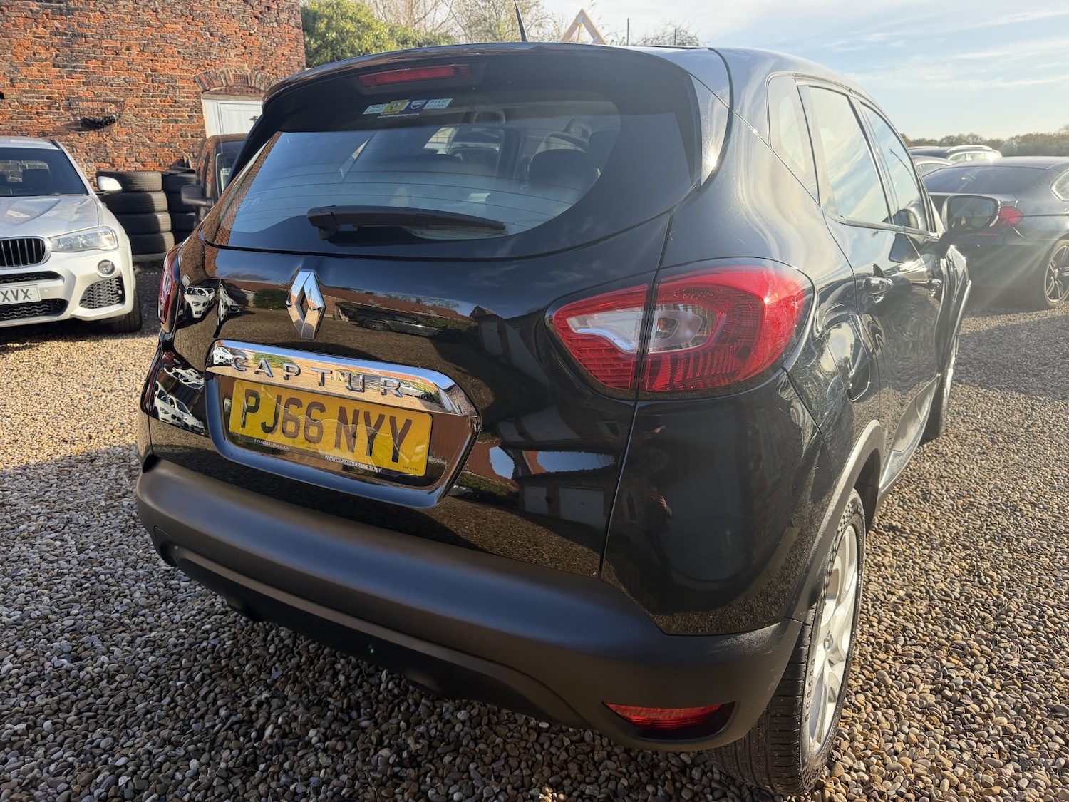 Used Renault Captur 2017 for sale - 76571183: Photo 8