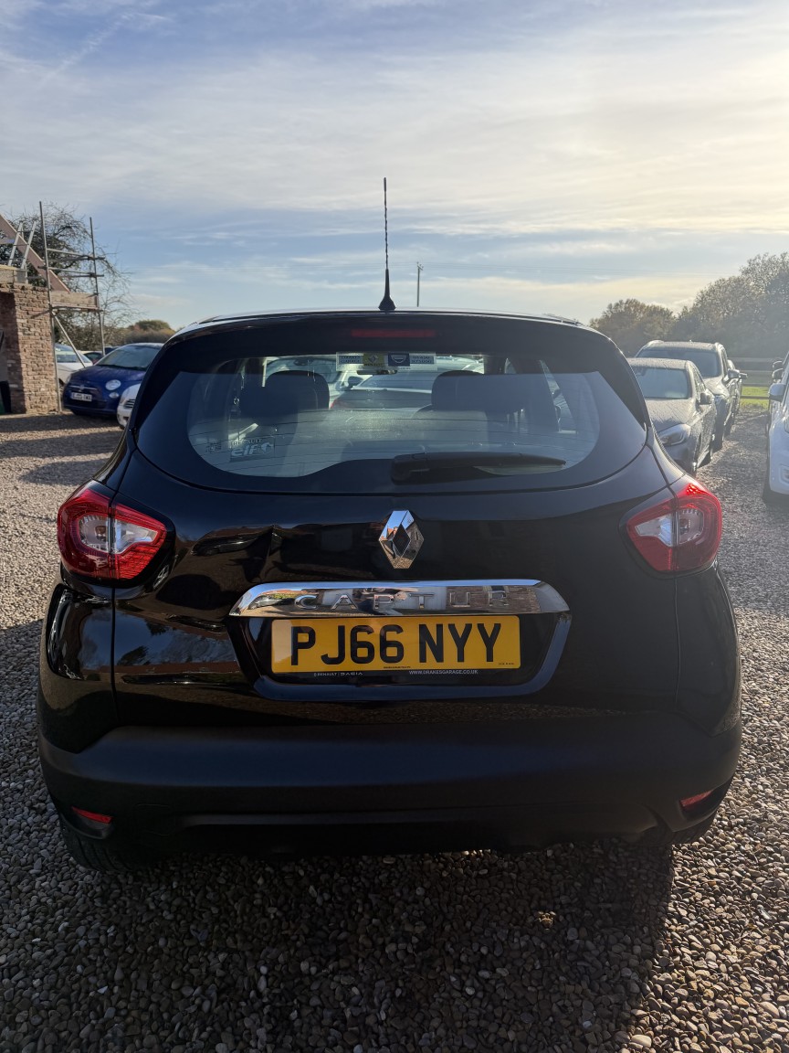Used Renault Captur 2017 for sale - 76571183: Photo 9