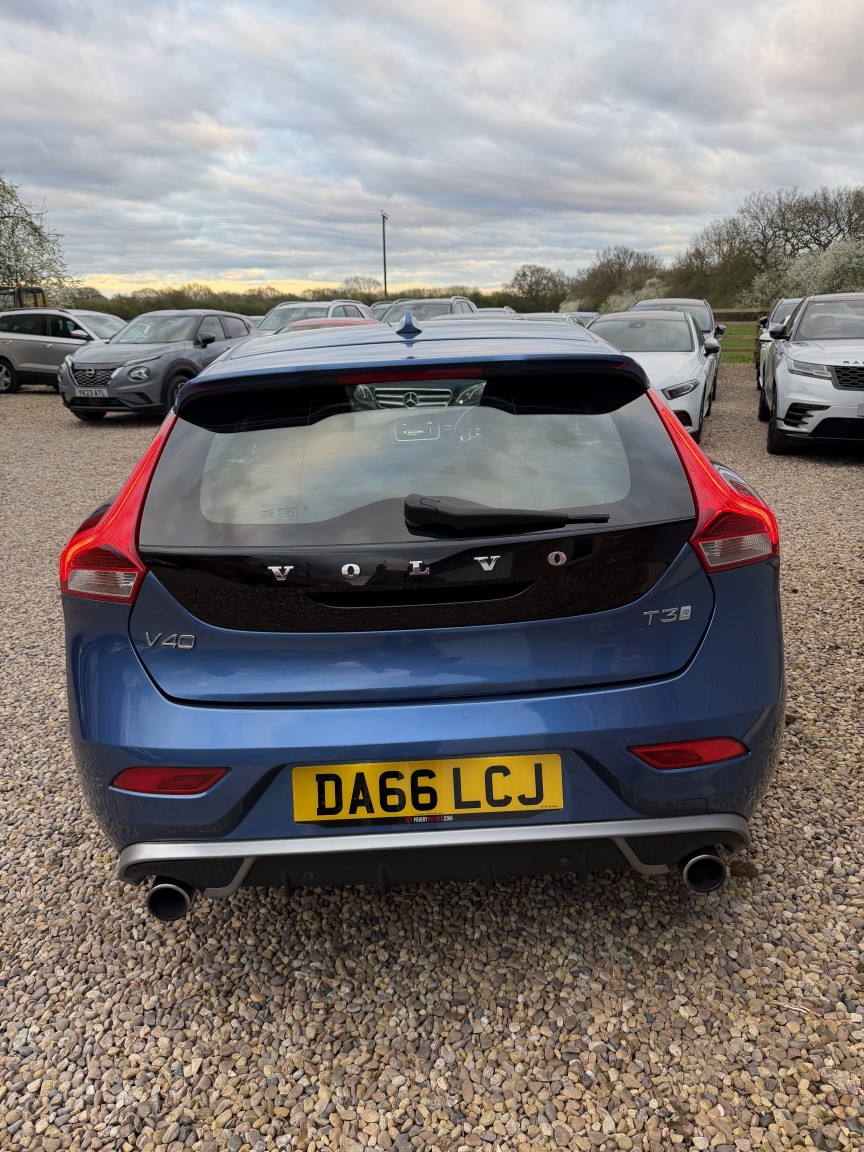 Used Volvo V40 2016 for sale - 78135069: Photo 10