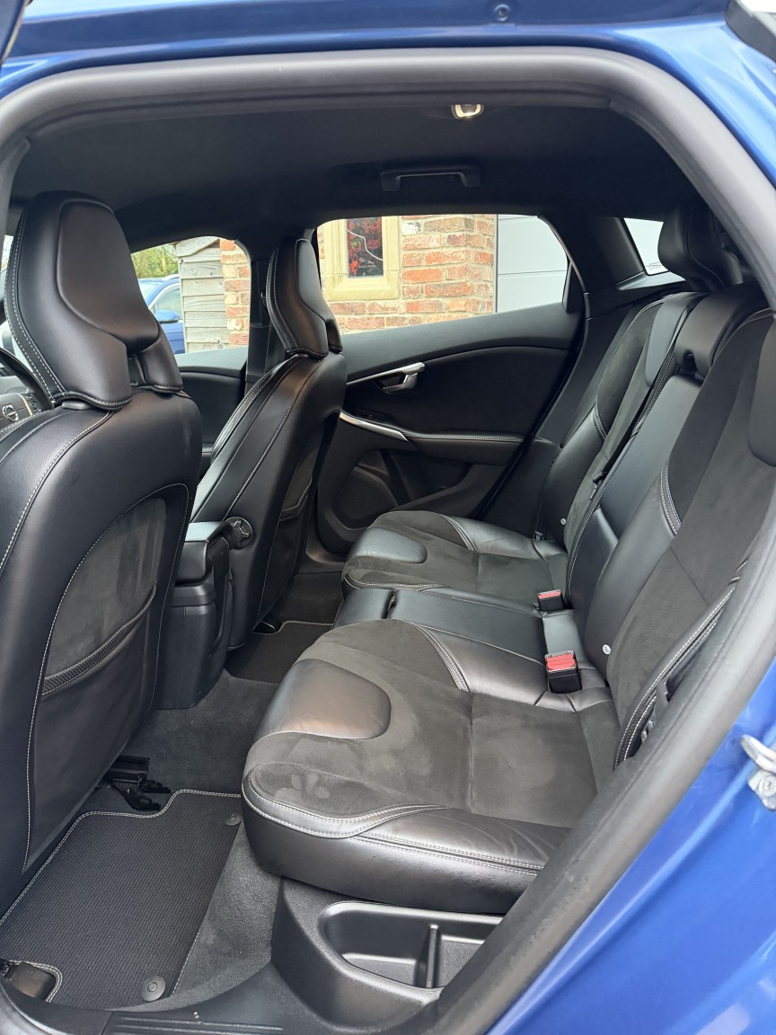 Used Volvo V40 2016 for sale - 78135069: Photo 13