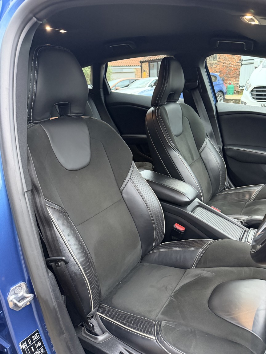 Used Volvo V40 2016 for sale - 78135069: Photo 19