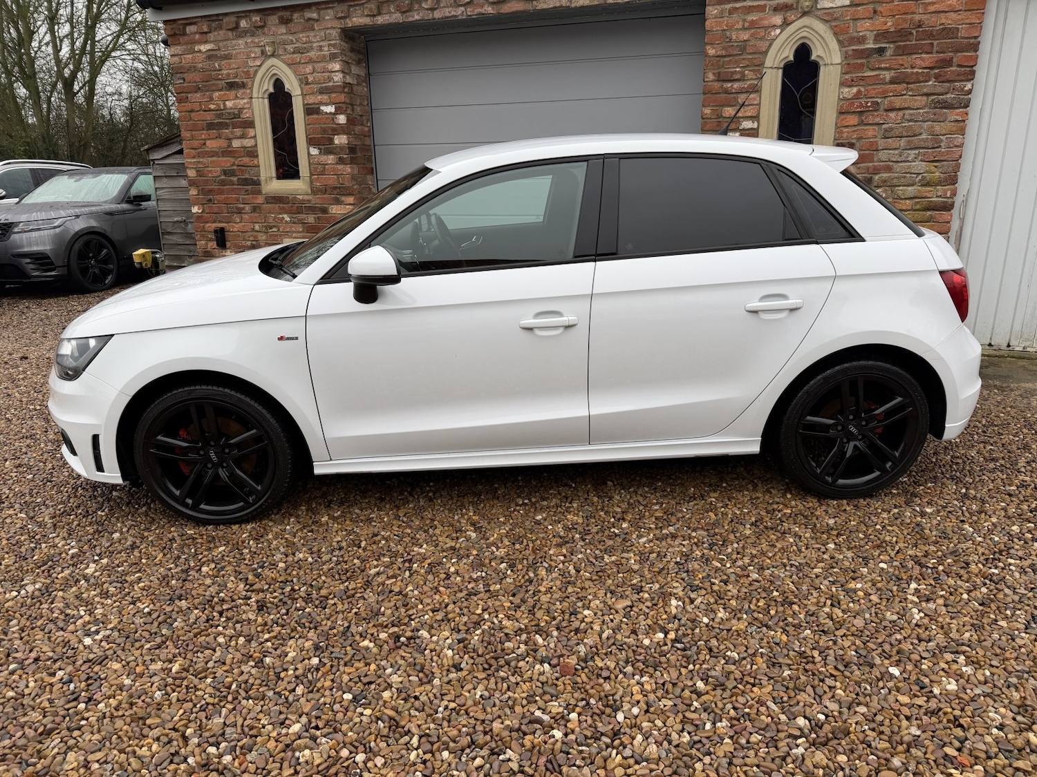 Used Audi A1 2013 for sale - 76605771: Photo 4