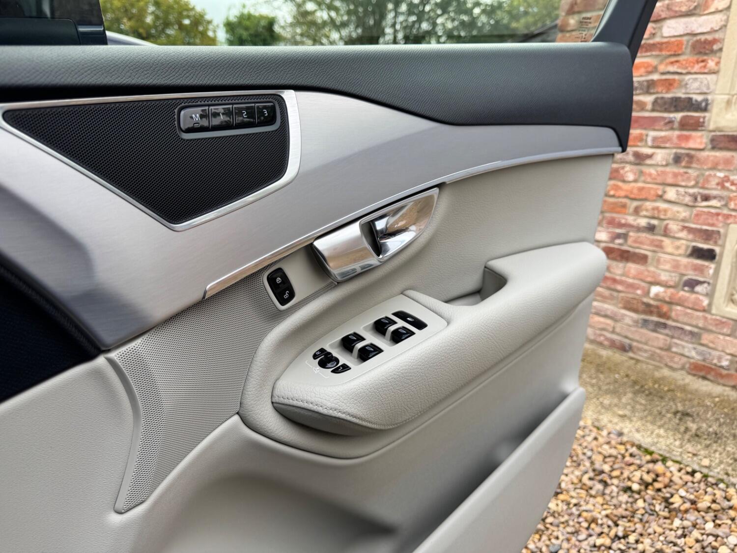 Used Volvo XC90 2016 for sale - 76324792: Photo 24