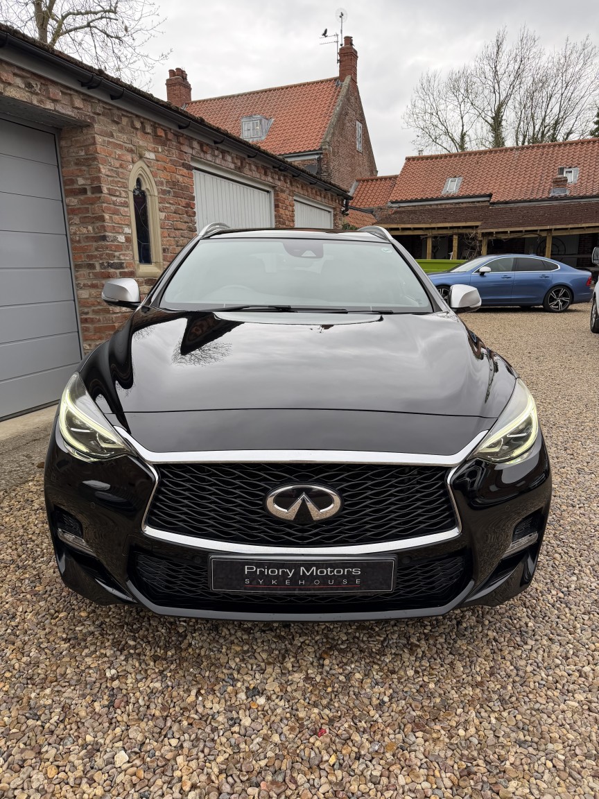 Used Infiniti Q30 2017 for sale - 78182868: Photo 6