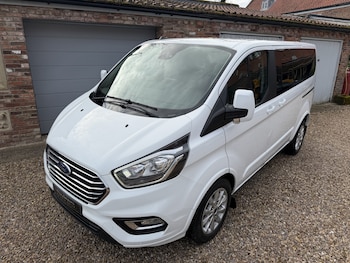 Used Ford Tourneo Custom 2022 for sale - 78352925: Photo