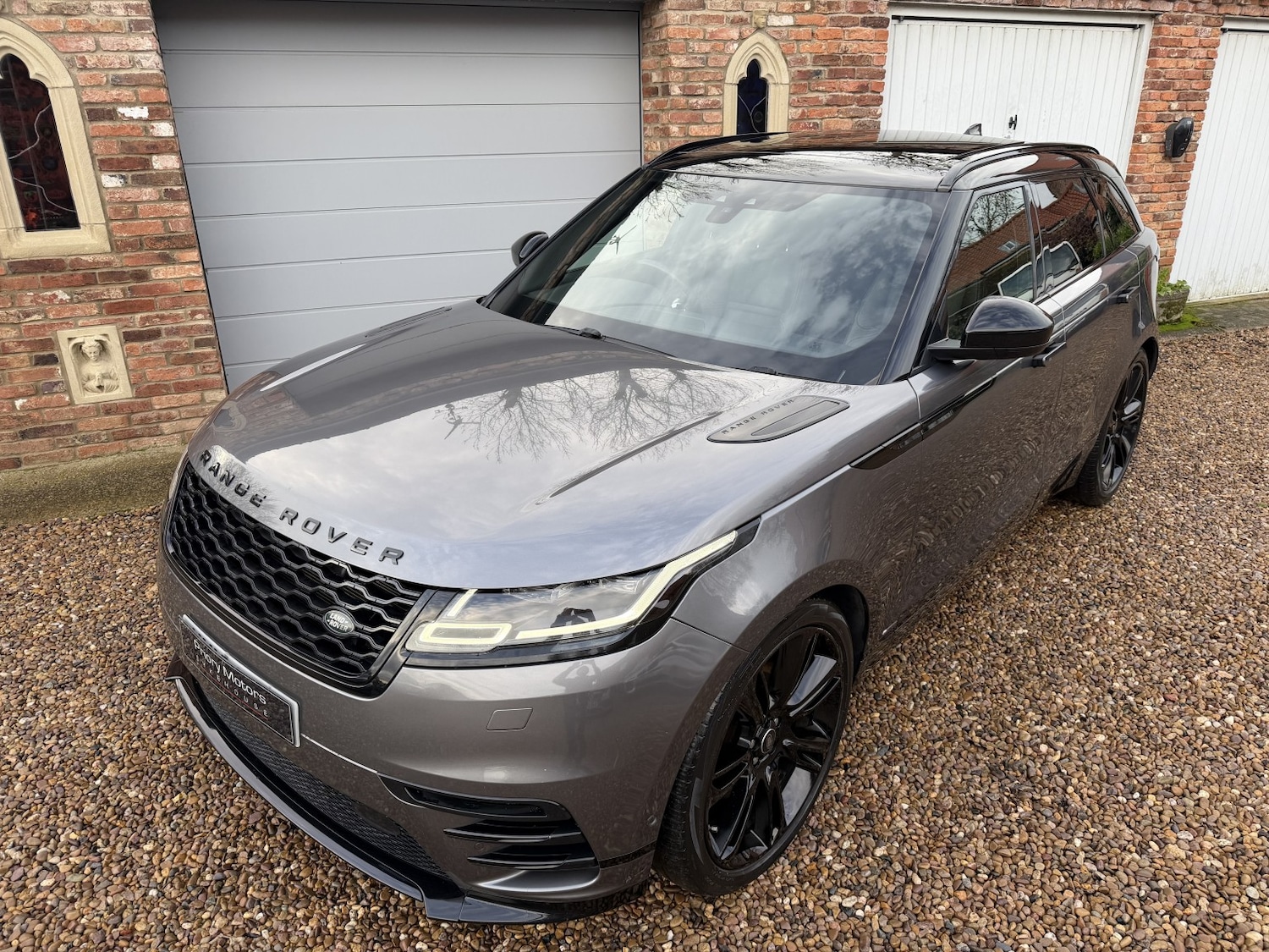 Used Land Rover Range Rover Velar 2019 for sale - 77237098: Photo 2