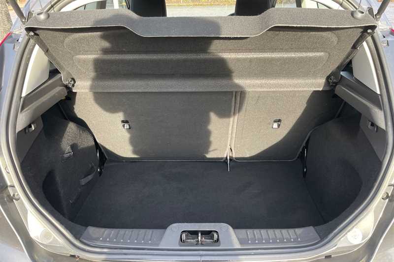 Used Ford Fiesta 2017 for sale - 76978133: Photo 24