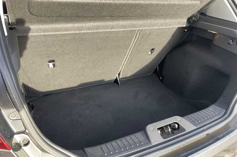 Used Ford Fiesta 2017 for sale - 76978133: Photo 30