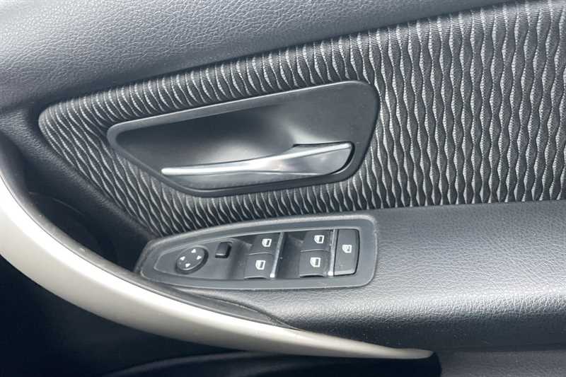 Used BMW 3 Series 2015 for sale - 76390268: Photo 16