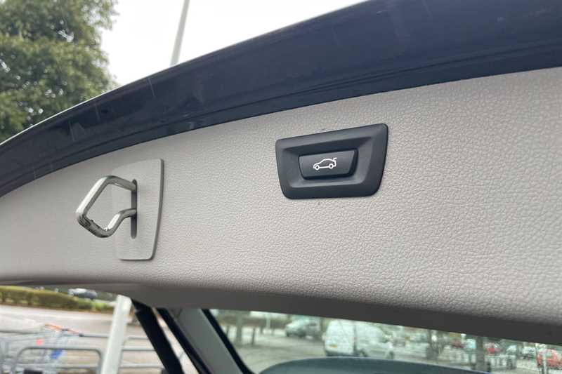 Used BMW 3 Series 2015 for sale - 76390268: Photo 40