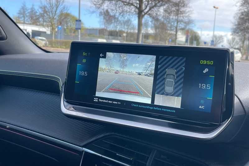 Used Peugeot E-2008 2023 for sale - 78050394: Photo 16