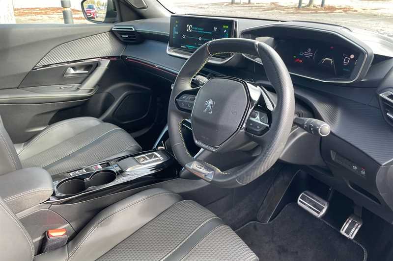 Used Peugeot E-2008 2023 for sale - 78050394: Photo 7