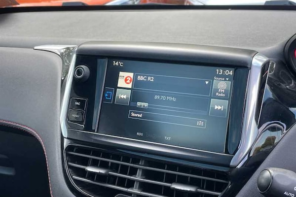 Used Peugeot 208 2015 for sale - 76204463: Photo 17