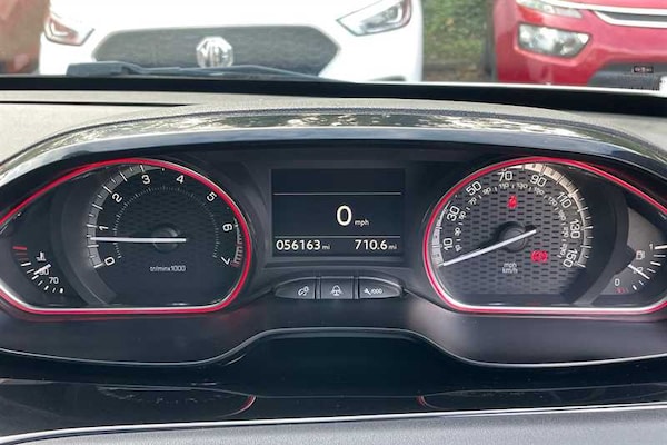 Used Peugeot 208 2015 for sale - 76204463: Photo 20