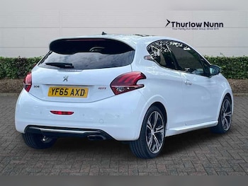 Used Peugeot 208 2015 for sale - 76204463: Photo 3