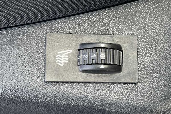 Used Peugeot 208 2015 for sale - 76204463: Photo 40