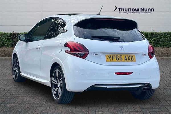 Used Peugeot 208 2015 for sale - 76204463: Photo 5