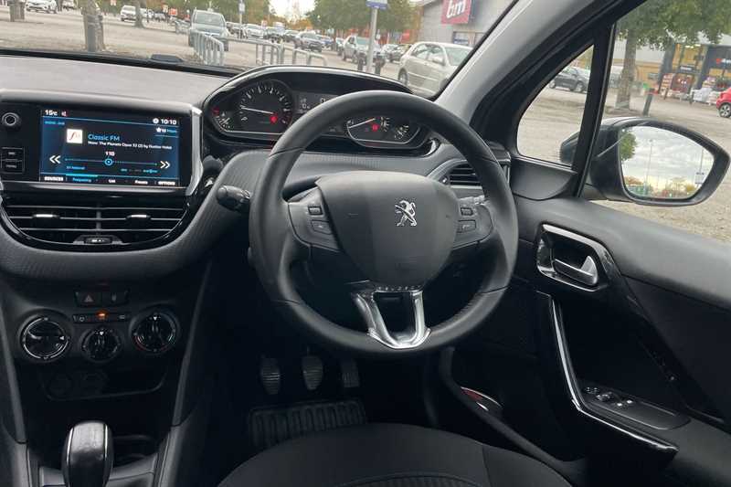 Used Peugeot 208 2019 for sale - 76564068: Photo 11