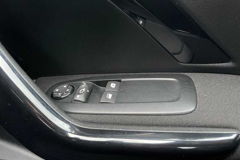 Used Peugeot 208 2019 for sale - 76564068: Photo 16