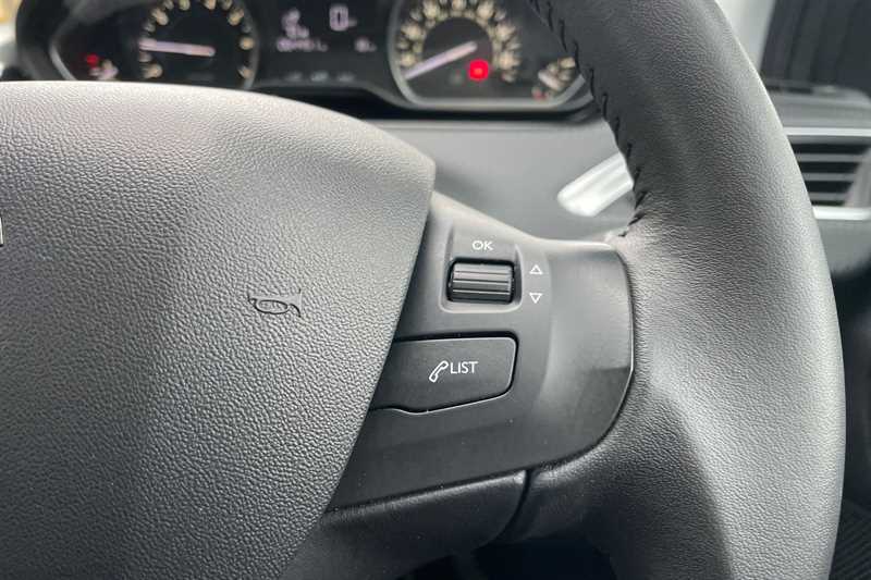 Used Peugeot 208 2019 for sale - 76564068: Photo 22