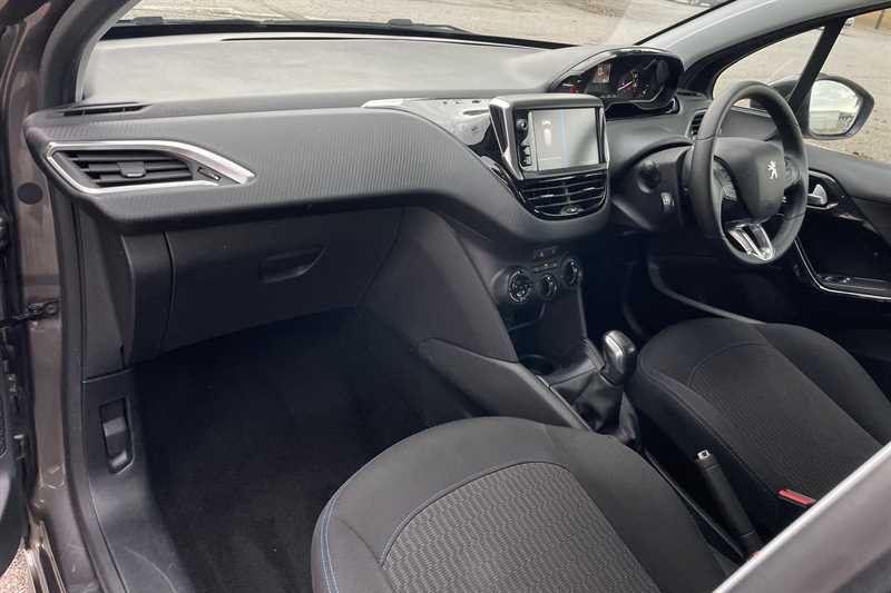 Used Peugeot 208 2019 for sale - 76564068: Photo 28