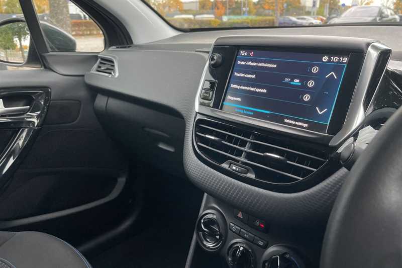 Used Peugeot 208 2019 for sale - 76564068: Photo 38