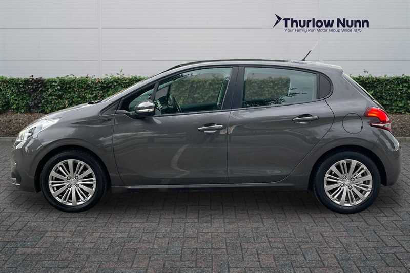 Used Peugeot 208 2019 for sale - 76564068: Photo 6