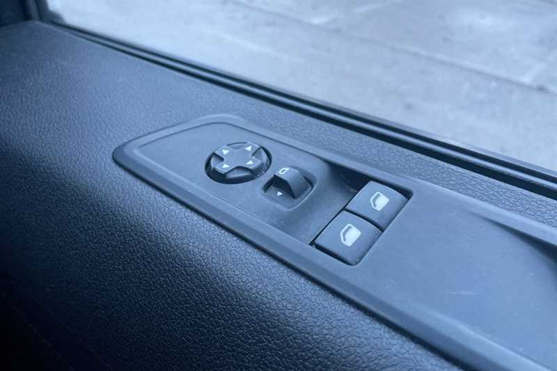 Used Vauxhall Vivaro 2023 for sale - 77513599: Photo 16