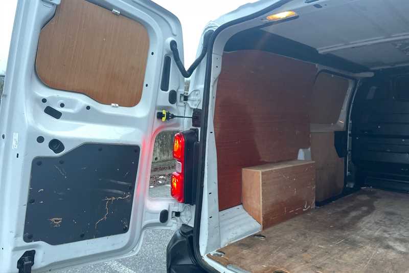 Used Vauxhall Vivaro 2023 for sale - 77513599: Photo 25