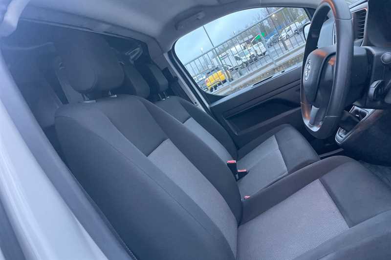 Used Vauxhall Vivaro 2023 for sale - 77513599: Photo 37